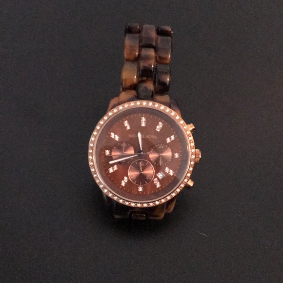 Michael Kors oversized women’s watch - Picture 1 of 5